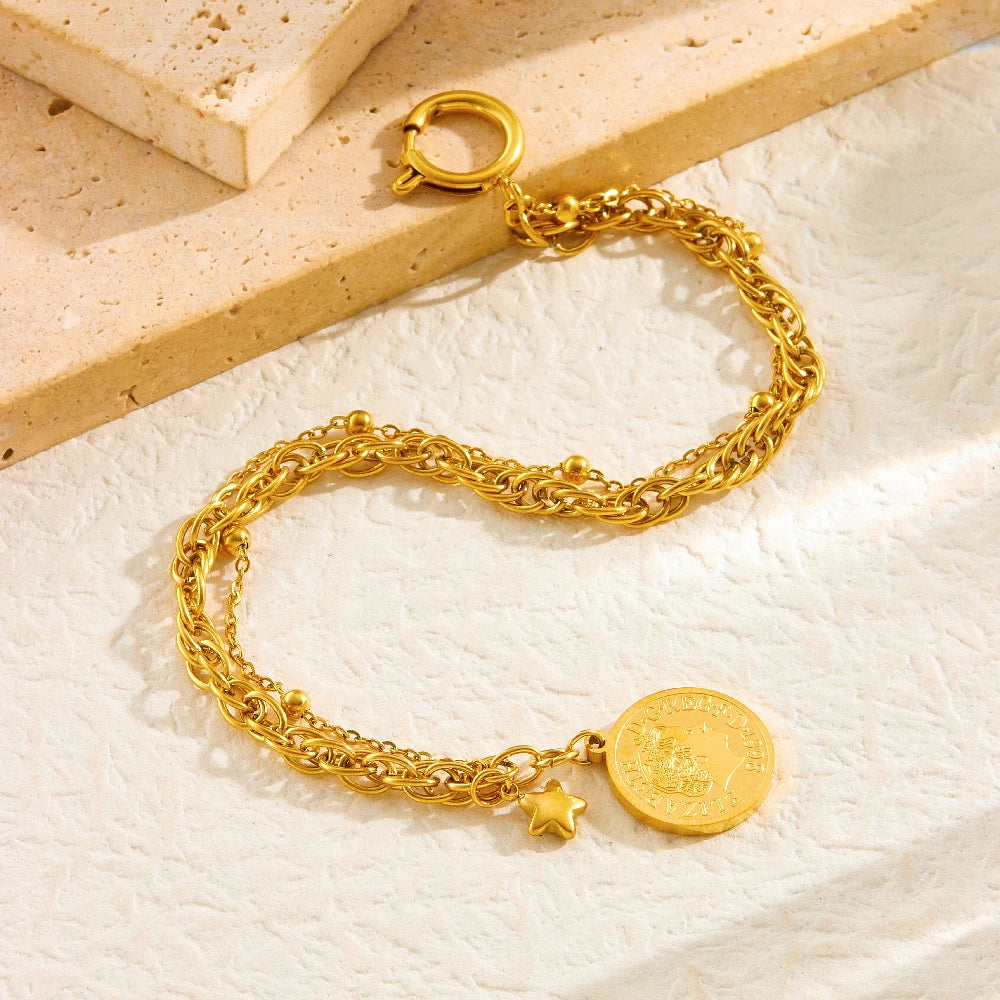 Golden Star Portrait Jewelry Set
