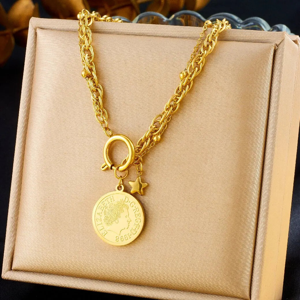 Golden Star Portrait Jewelry Set